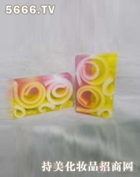 丹葶日用品产品展示与评测 品质化妆品如何点亮你的生活